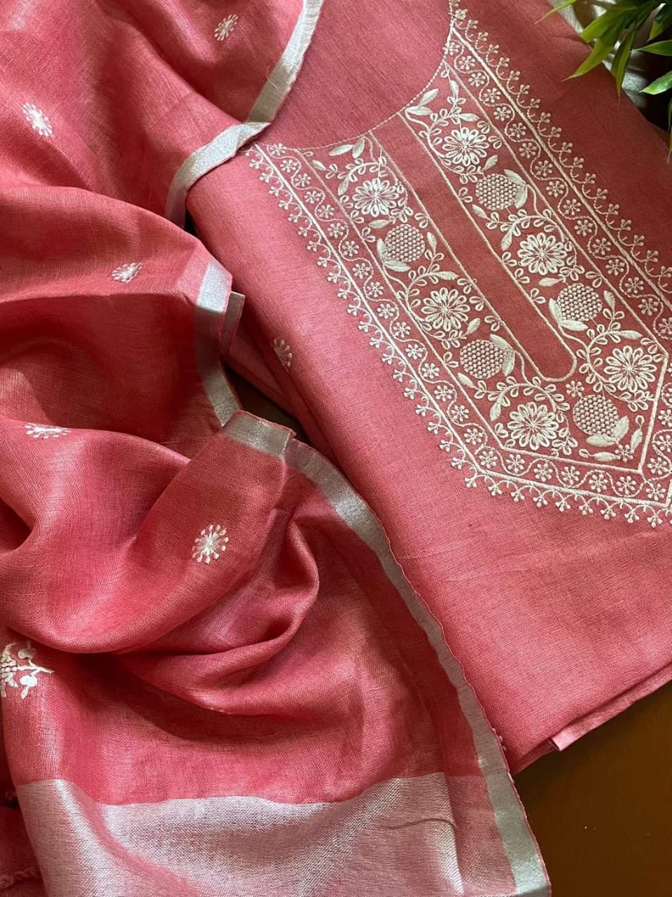 Luxury Embroidered Pure Linen Fabric Suits for Elegant Occasions
